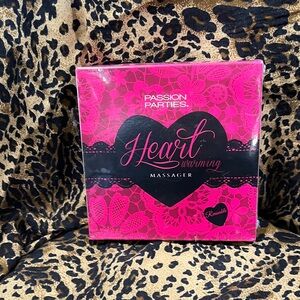 New Passion Parties Heart Warming Massager